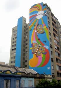 51825276696_bfefd48fc1_k-208x300 Grafites de Santa Cecília: Um Passeio pela Arte Urbana do Bairro